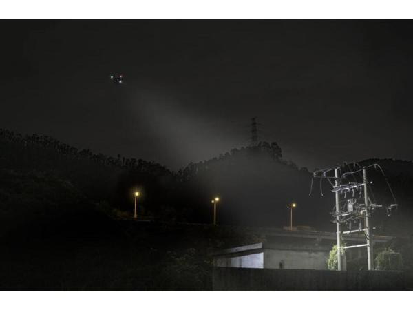 WINGSLAND Z15 Gimbal Spotlight